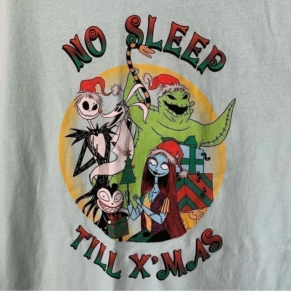NWT. DISNEY Nightmare Before Christmas Graphic T-Shirt